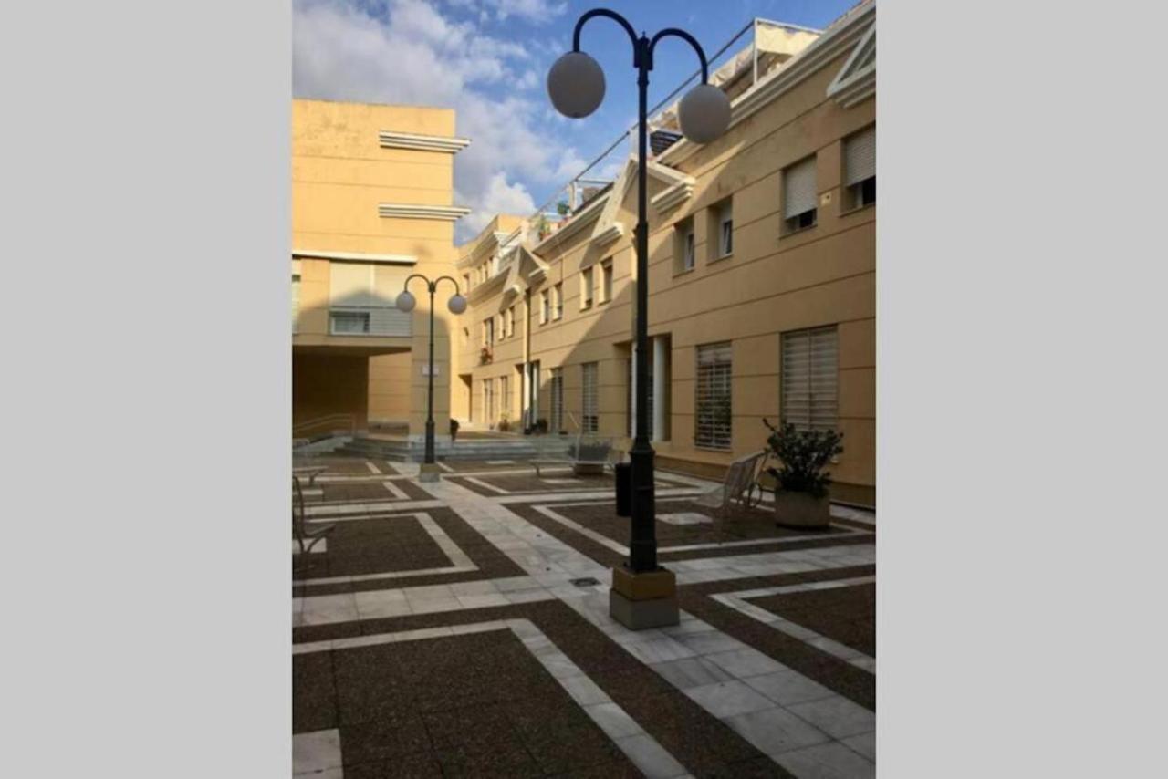 Palacio Caballeros. Parking/Wifi Jerez de la Frontera Exterior photo